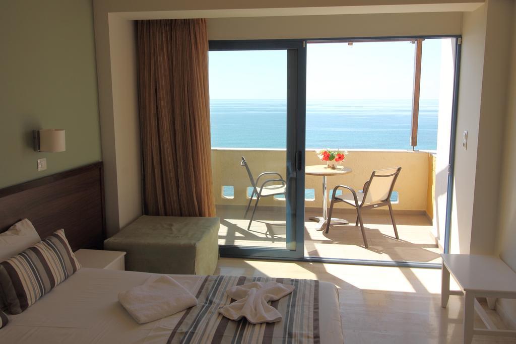 Horizon Beach Hotel بلاكاس الغرفة الصورة
